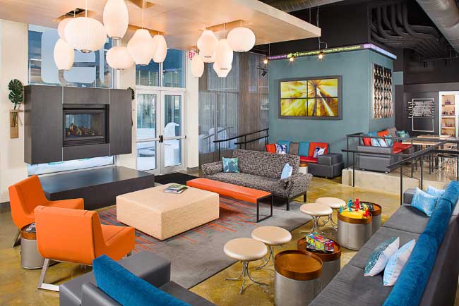 Aloft-Lounge_650x434